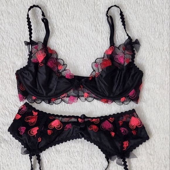 New!For Love and Lemons Love Potion Hearts Bra and Matching Garter Belt - Picture 8 of 16